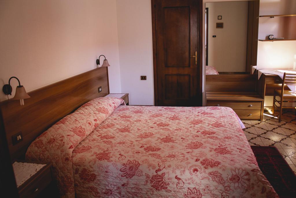 Вилла Agriturismo Perdaba Флуминимаджоре Номер фото